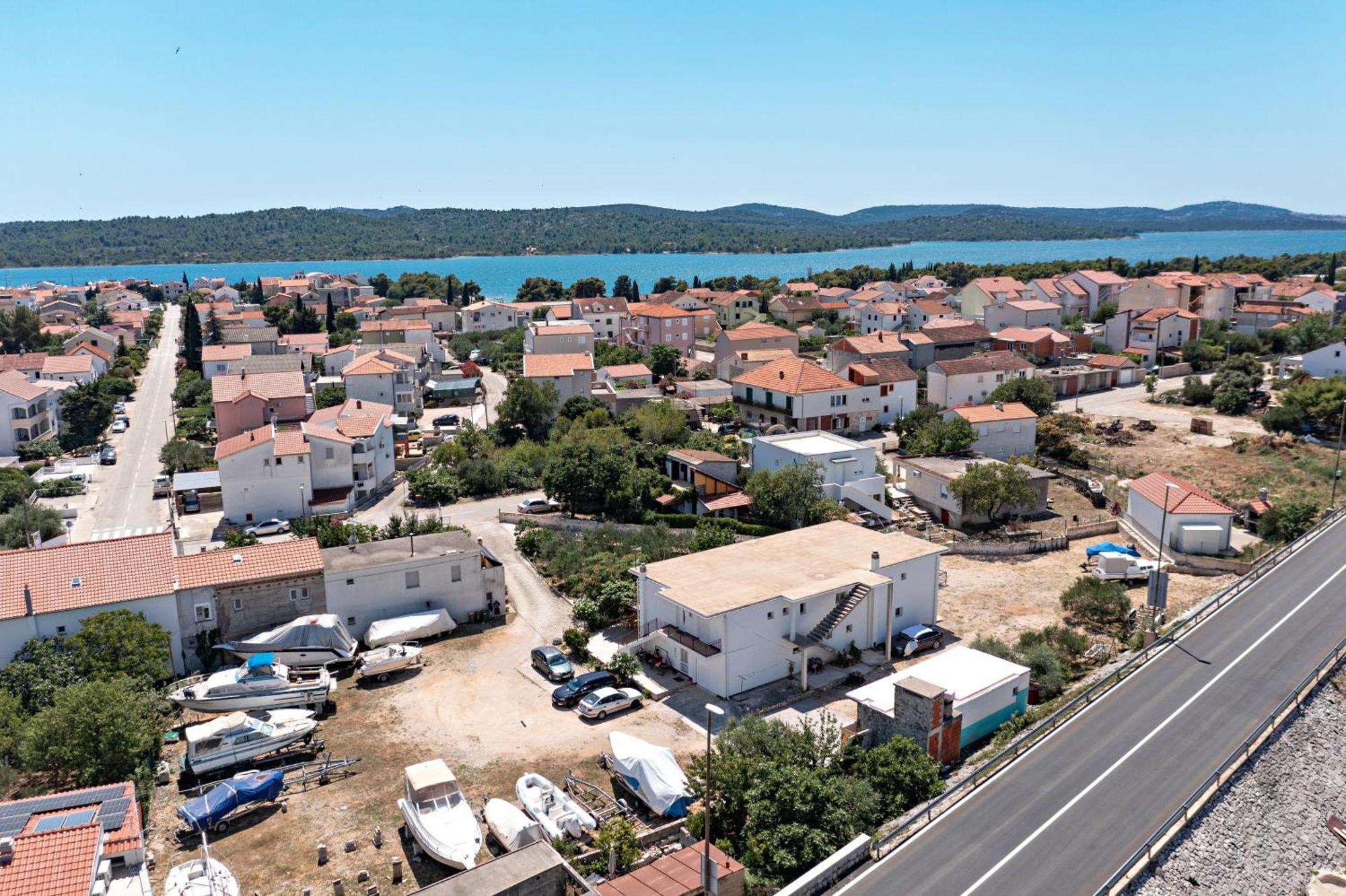 Apartments With A Parking Space Pirovac, Sibenik - 13263 מראה חיצוני תמונה