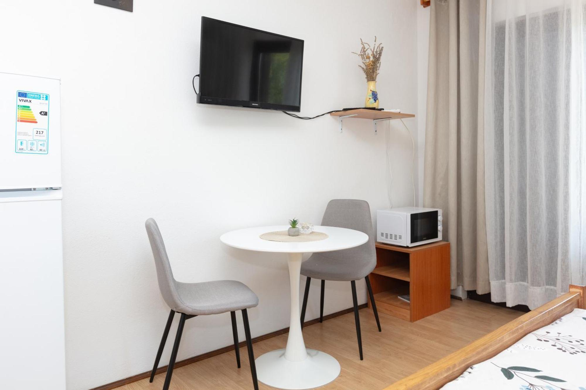 Apartments With A Parking Space Pirovac, Sibenik - 13263 מראה חיצוני תמונה